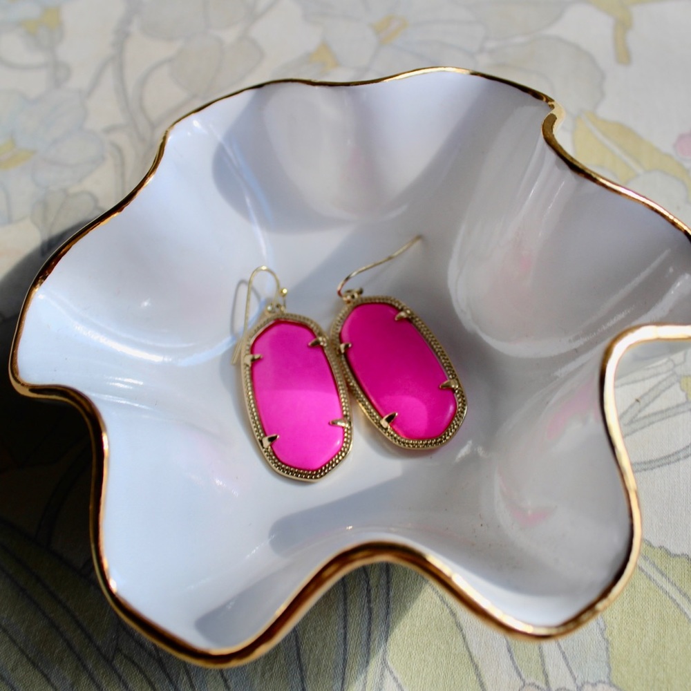 Kendra Scott Elle earrings